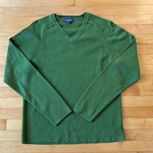 RW&Co cotton v neck green sweater